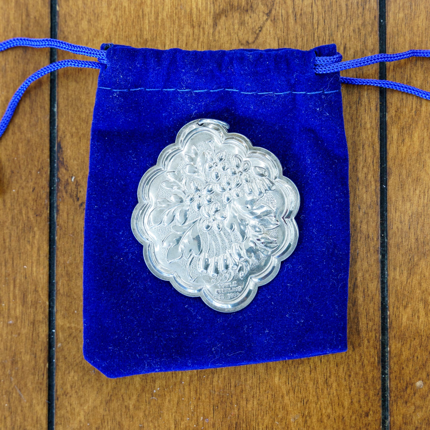 Towle Sterling Christmas Floral Medallion / Pendant - 1984