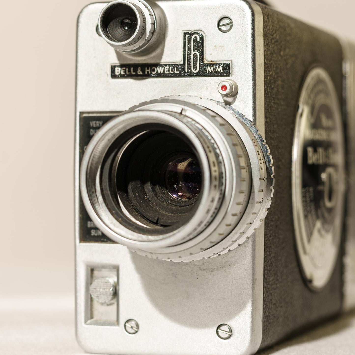 Vintage Bell & Howell 16mm Magazine Camera 200